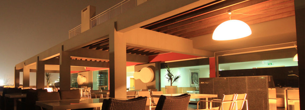 Aparthotel Tropicana Luanda Exterior photo